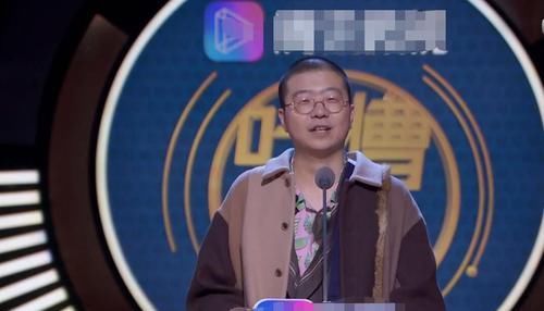 不许|《吐槽大会3》张艺兴全程笑不出来,李诞连说两次“不许生气”!