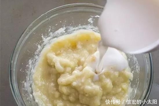 面粉|这才是煎饼果子最好吃的做法,煎饼香,果子酥,比外面卖的还好吃