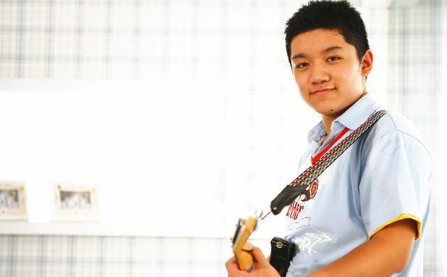 次才|“小雨”尤浩然:3岁出道,高考3次才入北影-女朋友颜值惹人羡慕