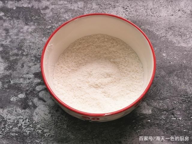  口吃|夏天我家面食这样吃，暄软香甜不油腻，孩子空口吃两个！