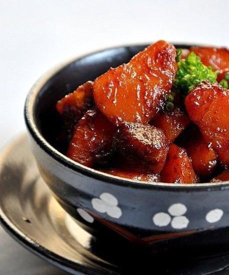  烧肉|精选食谱：玉米排骨汤，燃面，胡萝卜烧肉的做法