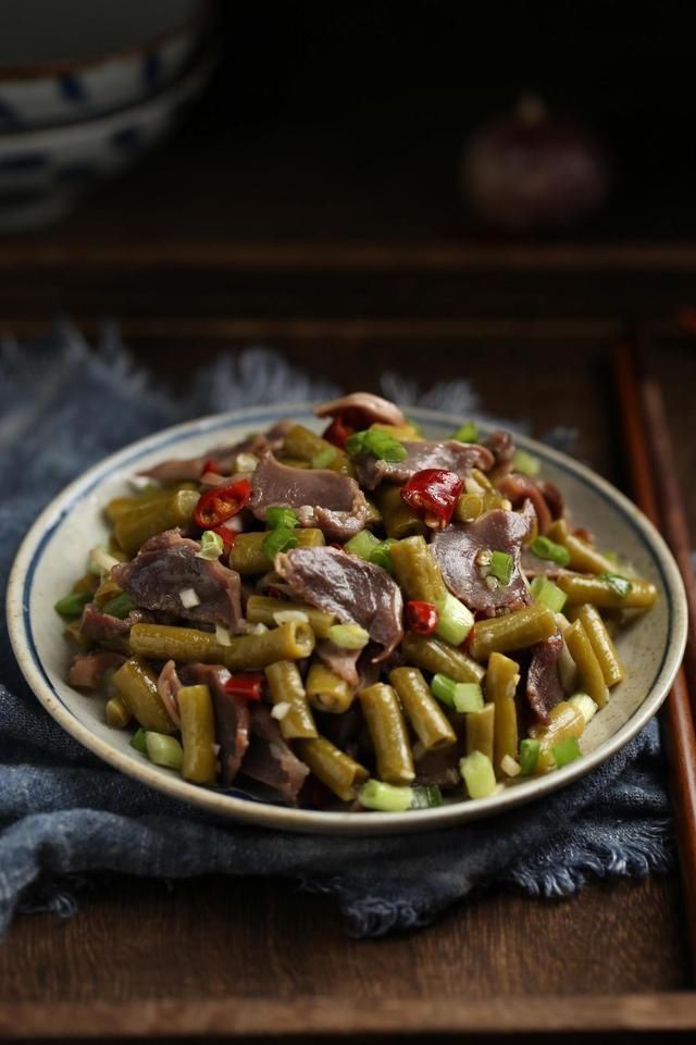 酸脆|酸豆角用什么水腌制比较好不能少了它,做出酸脆口味