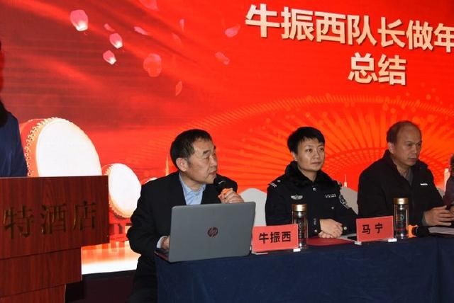  民间|民间救援队15年义务捞尸477具，打捞主要靠手摸，握手却被朋友嫌弃