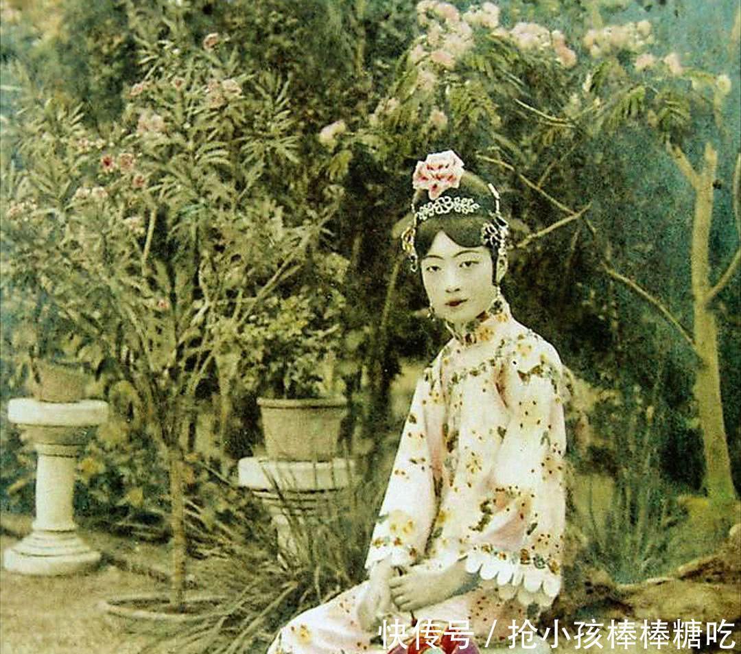 老照片|晚清后宫彩色老照片,图二是最“丑”妃嫔,图四是最“美”宫女!