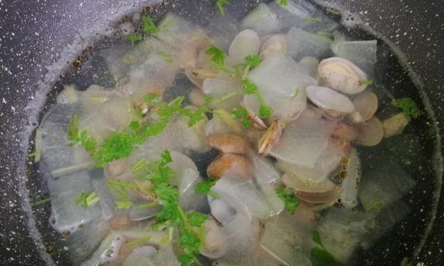  块钱|三伏天，宁可少吃猪肉，也要多喝此汤，清热解暑，才16块钱一斤