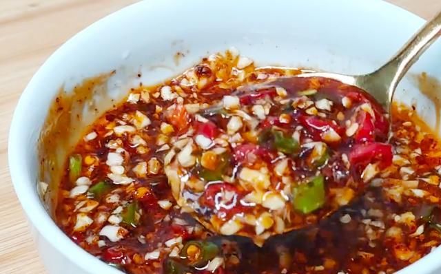  凉粉的制作|原来凉粉的做法这么简单，只要掌握好比例与做法，新手也能学会。