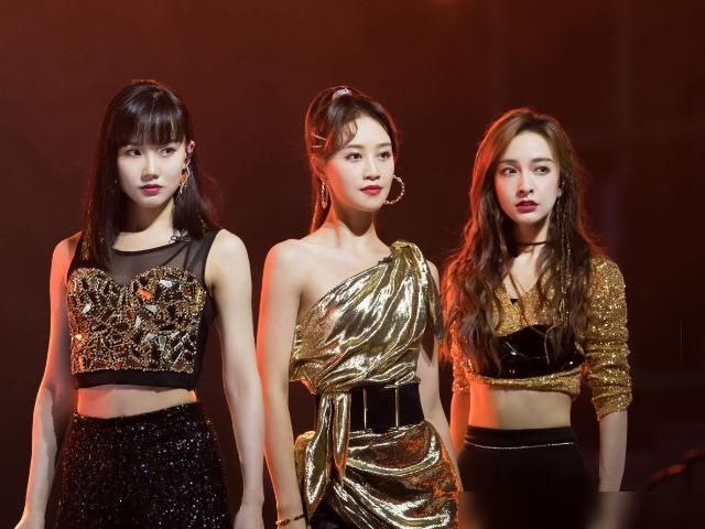  嘴型|最火综艺《浪姐》翻车？三公被网友质疑假唱，嘴型都对不上