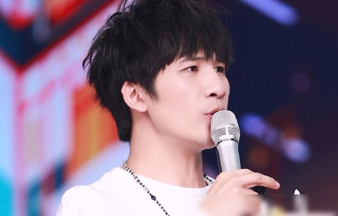  解散|花儿乐队解散后再传好消息？宣布再度回归，不料评论区翻车