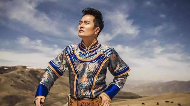  骑兵|星光大道冠军，李咏帮求婚，安与骑兵现状如何？