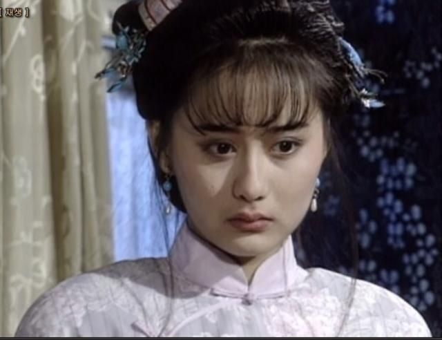 超越|杨超越有多甜,蓝盈莹就有多苦