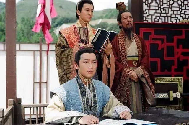  佩服|49岁知名男星北大毕业，论文查重率仅0.77%。网友：佩服！