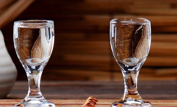 二锅头|到什么地方喝什么酒,中国各地特产酒一览表,赶快收藏!