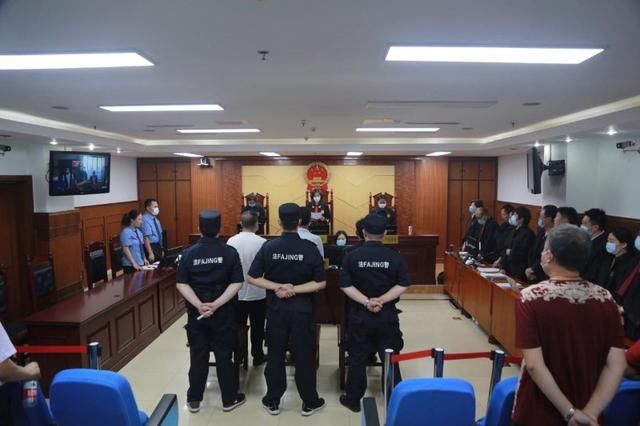  记者|济南宛宝山等8人恶势力团伙案件一审宣判，曾对记者辱骂殴打