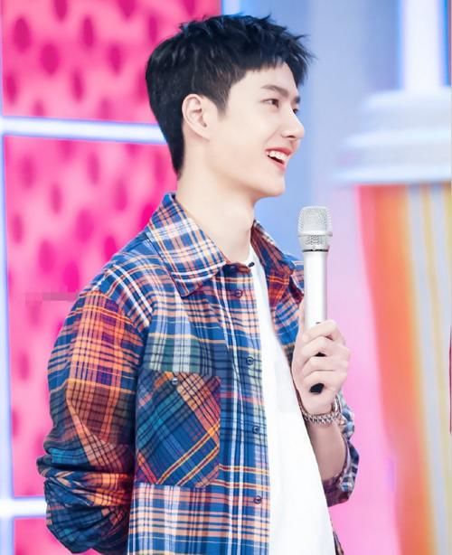  内容|《天天向上》特意点名王一博许出承诺，看清内容，估计经纪人要炸