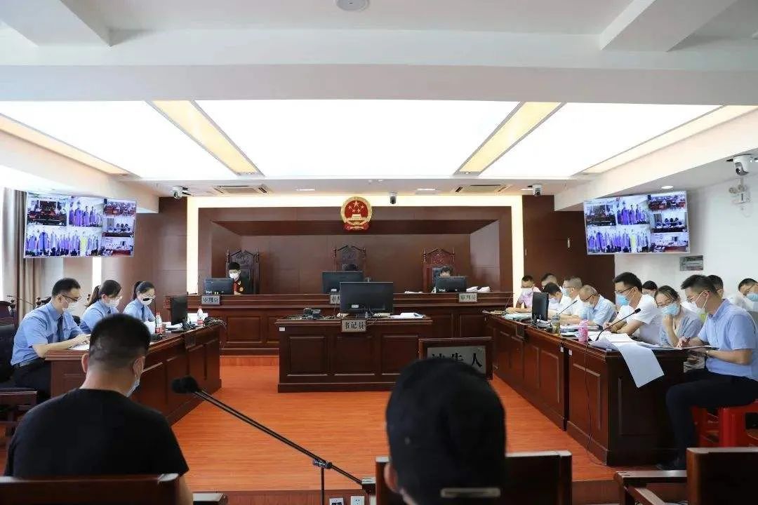 表哥|诸暨一女子遭医生猥亵,表哥怒打医生被抓!法院这样判.......