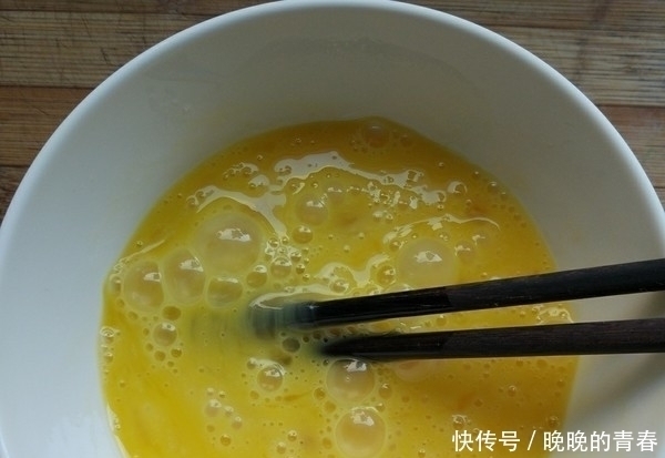  入味|包韭菜鸡蛋饺子，千万不要直接拌馅，多加1步，饺子更香，更入味