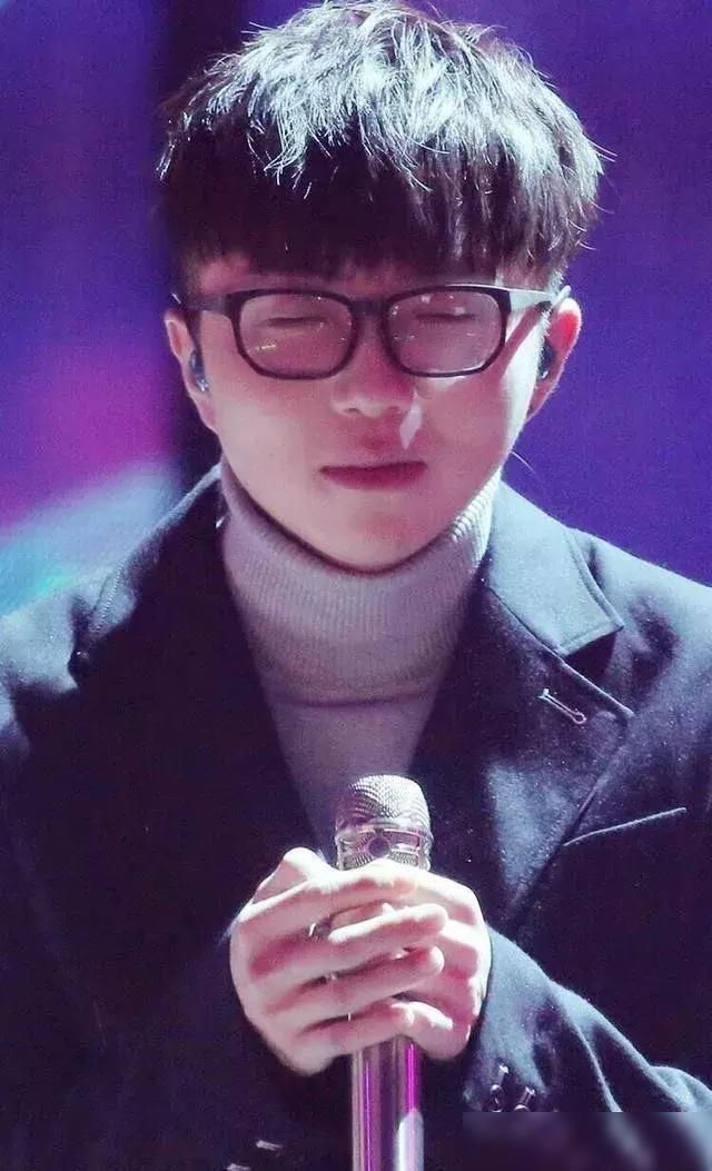  不易|曾经爆火的毛不易，如今综艺都没人缘，为何他如此落寞？