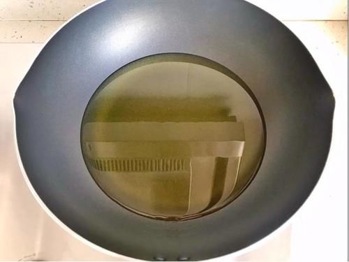 花生米|炸花生米,用热油还是冷油?用错不酥脆,还容易焦