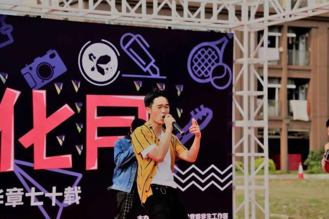  首秀|《中国新说唱》厂牌公演首秀超燃！各位学生哥点先可以好似佢哋咁有型？