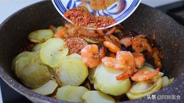  土豆片|干锅土豆片：非油炸，麻辣味，做法简单易上手，出锅巨好吃