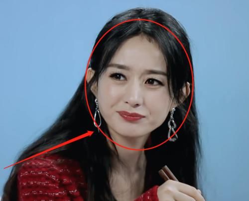 节目中|赵丽颖第一次吃螺蛳粉,我却在关注她的表情,味道如何一看便知