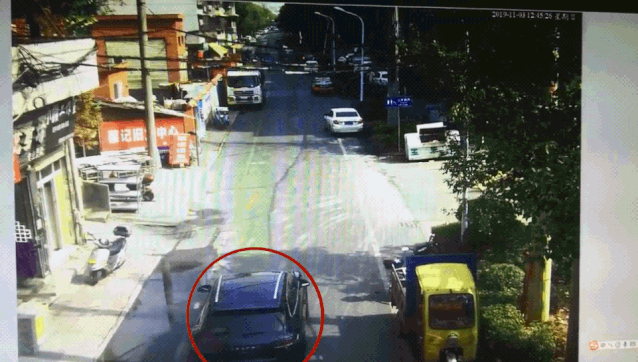  开车|造成2人死亡！怀疑男友劈腿，萍乡一女子竟开车追逐……