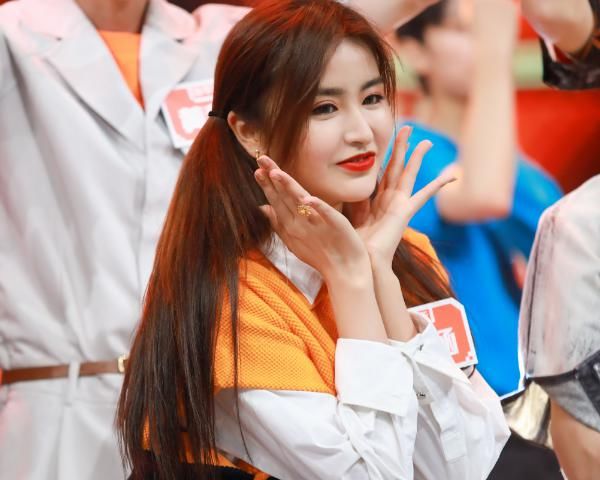 资源|《青你2》淘汰选手资源有多好?金子涵又成一档综艺嘉宾,属实有点强