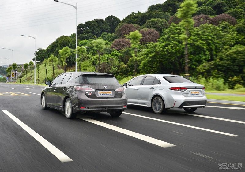  CT200h|15万元的预算 你选全新雷凌双擎还是二手CT200h