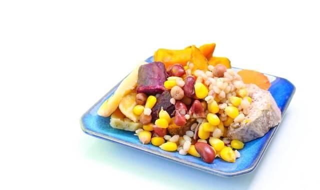 入适量|玉米的6种烹饪方式，每一样都让你回味无穷