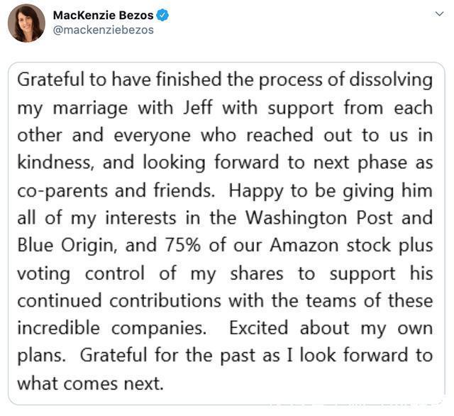  贝佐斯|亿万富豪丈夫出轨，她潇洒离婚后从“主妇”变美国女首富？！