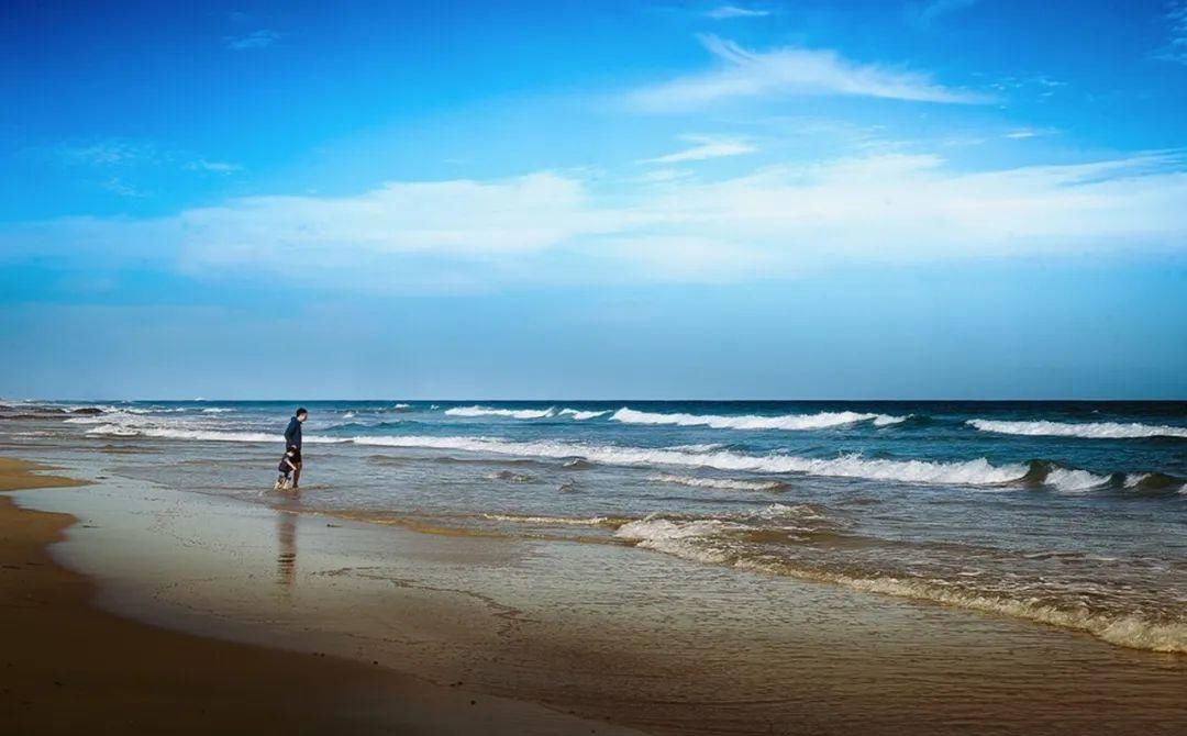 崩溃|父亲抱20多天婴儿跳桥,搜救员瞬间崩溃:即使生活千疮百孔,也请笑着回家