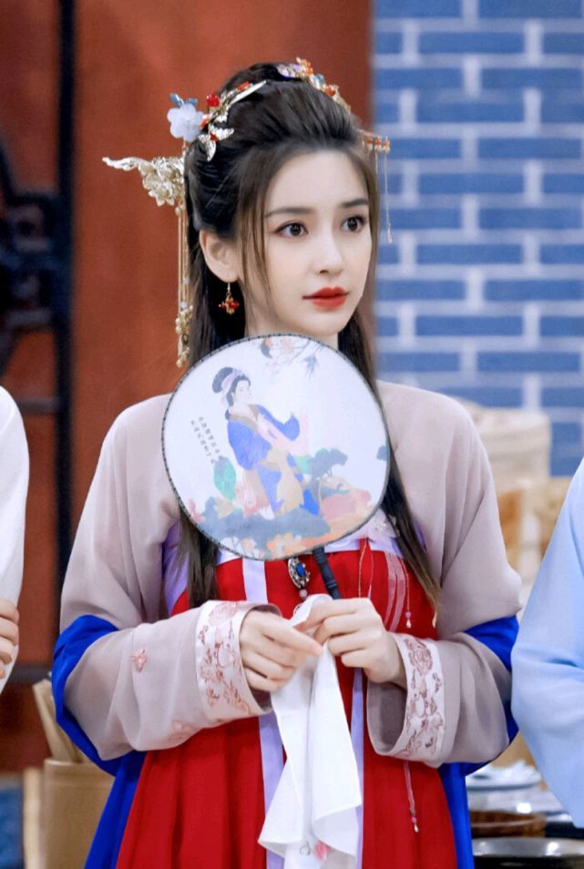 抱怨|SNH48成员月工资540元?群内纷纷抱怨,还没大学生活费多