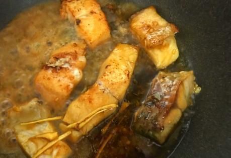 一滴水|我家草鱼从不水煮,这做法不加一滴水,鲜嫩无腥味,家人特爱吃