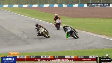  王一博|王一博，摔得体面