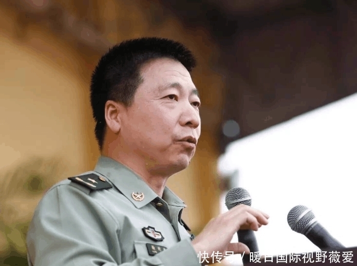  杨利伟|为何杨利伟只上一次天, 就成了少将军衔? 亲口说出事实, 国人泪目