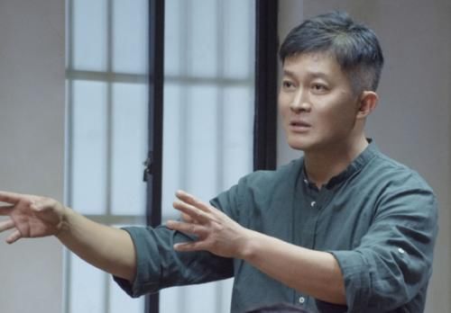  关系户|演员2：尔冬升质疑杨志刚，直言是“关系户”，好演员人设崩塌？