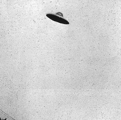  尺度|离奇跳楼、弑夫杀妻、外星人绑架，美国版《走进科学》尺度惊人