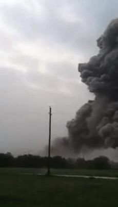  引发|毁灭性爆炸引发巨型橙色蘑菇云，谁是「元凶」？