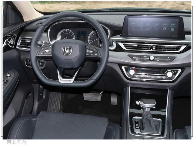  车型|长安8月推2款新车 搭全新1.5T发动机 外观黑化 动力大幅提升