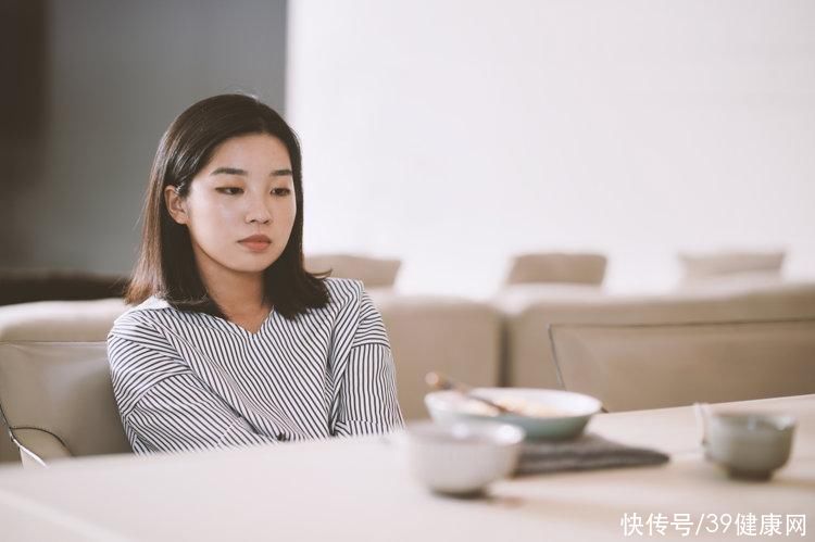 长期不吃早饭的人，最后都怎么样了？6个后果可能让人难以接受