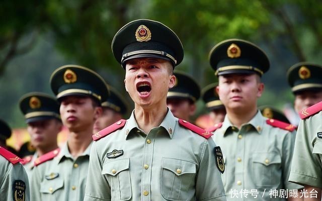 退伍回|当两年兵和五年兵有什么区别?