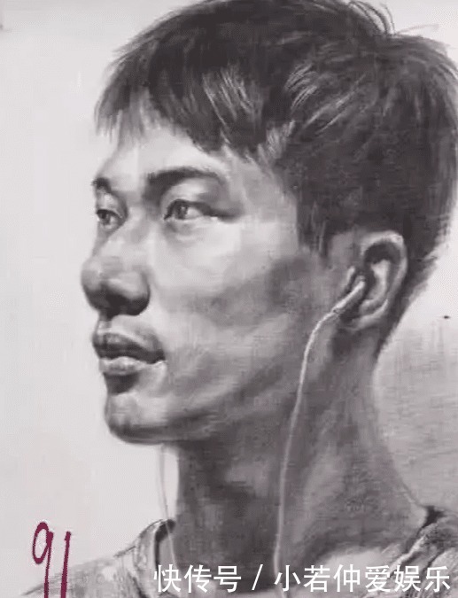  高分|美术生高分卷VS低分卷，差距到底在哪？网友：像玩大家来找茬！