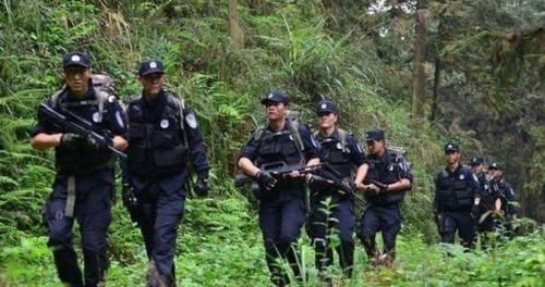  嫌疑犯|嫌疑犯曾春亮骑着摩托车被抓，他是如何摆脱警犬追踪的？