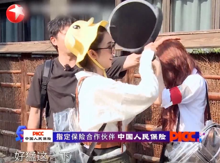  赵小棠|赵小棠用平底锅砸孔雪儿，王迅罕见发飙，这个表情我从没见过！