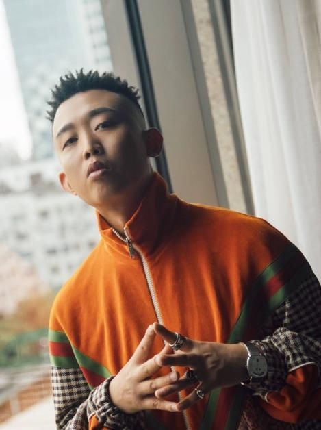  晋级|《新说唱》开录，吴亦凡粉丝药水哥晋级引争议，实力不如giao哥