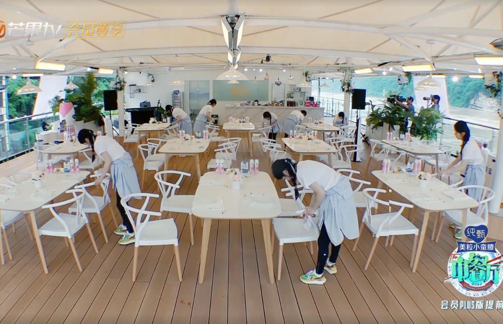  踢出|粉丝开撕节目组后，赵丽颖被踢出宣传图？了解事情真相，粉丝没做错