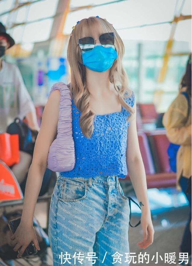 温柔|针织衫原来也能温柔且性感!这些针织tips很实在,学着穿就行