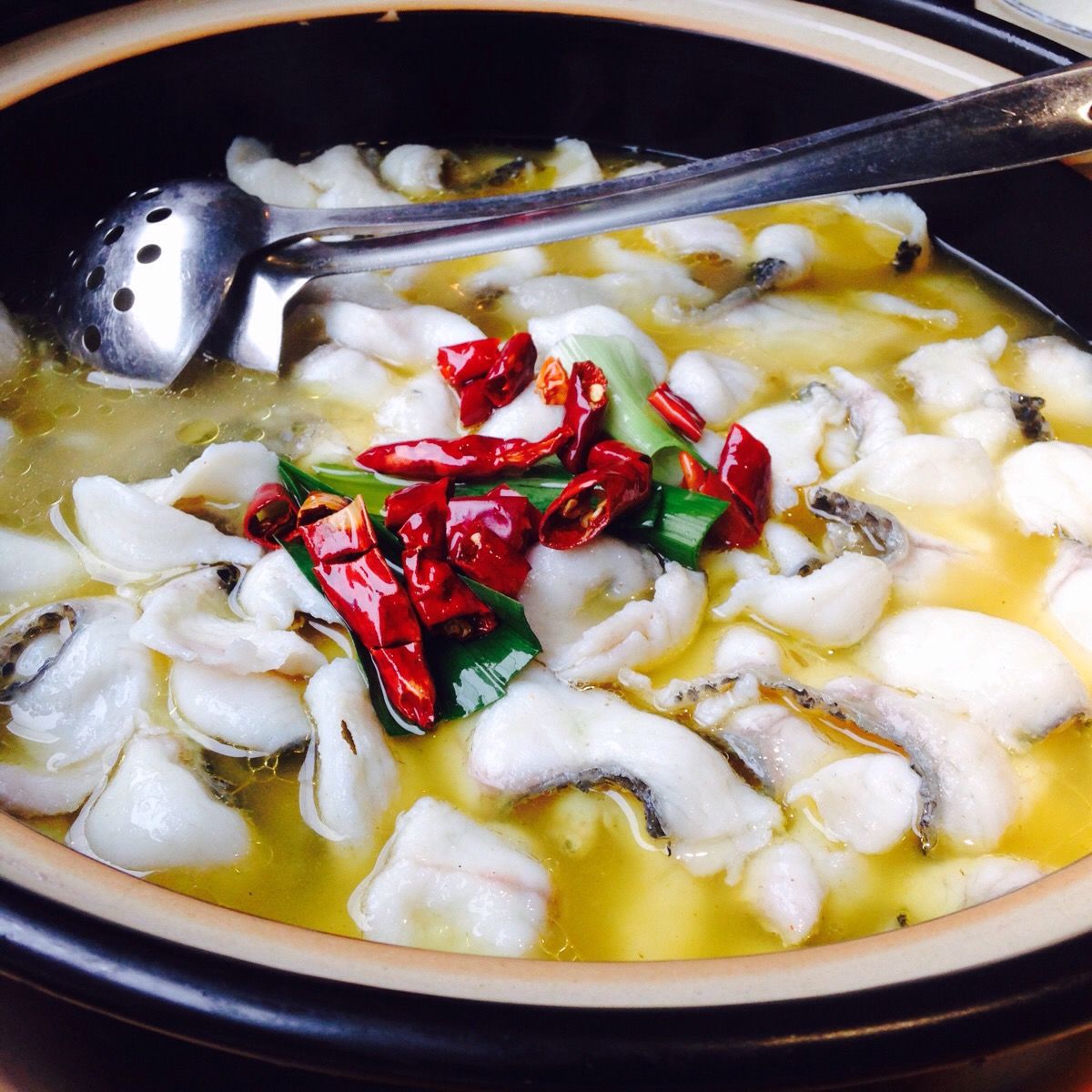  大厨|大厨教你，“酸菜鱼”的正宗做法，酸辣爽口又下饭