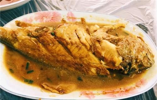 吃饭|暑假儿子请同学吃饭,我嫌外面贵在家招待,一桌菜吃得干干净净!