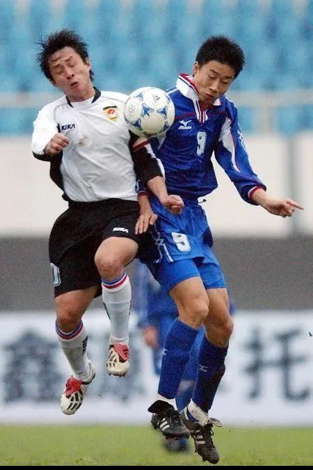  球衣|盘点大连足球历代球衣！哪一款是你的最爱？